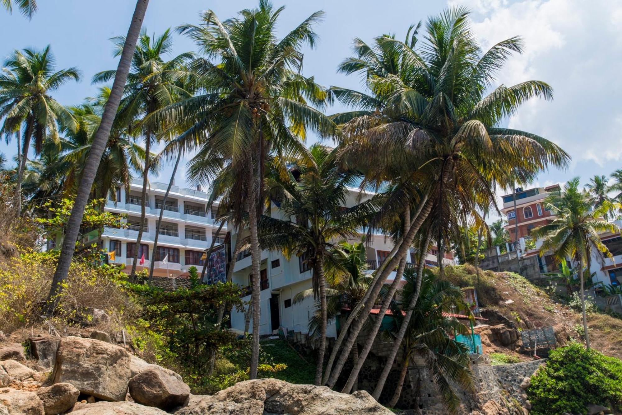 קובאלאם Surya Beach Resort מראה חיצוני תמונה