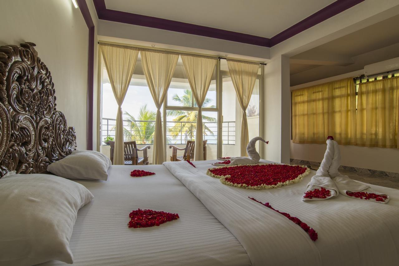 קובאלאם Surya Beach Resort מראה חיצוני תמונה