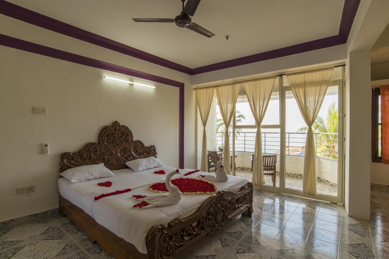 קובאלאם Surya Beach Resort מראה חיצוני תמונה