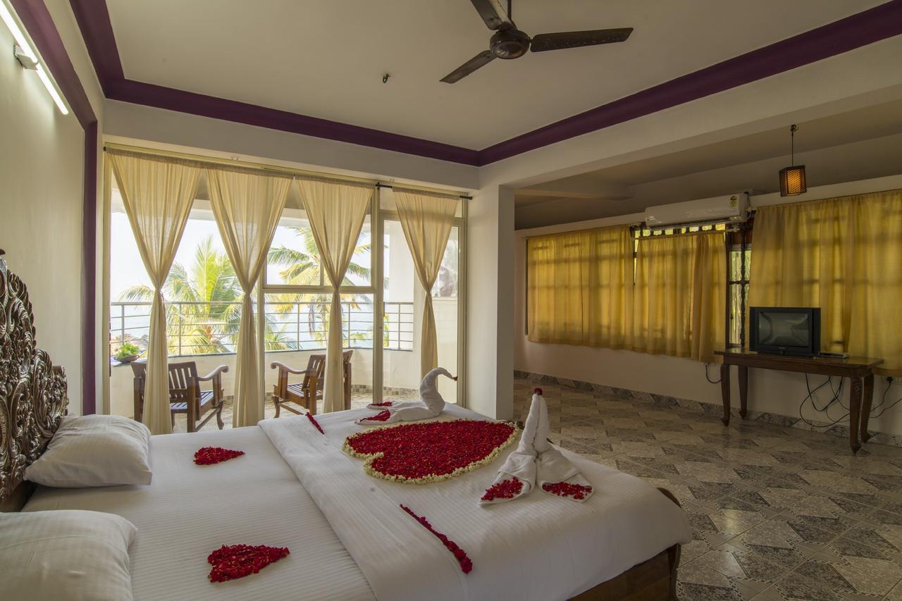 קובאלאם Surya Beach Resort מראה חיצוני תמונה
